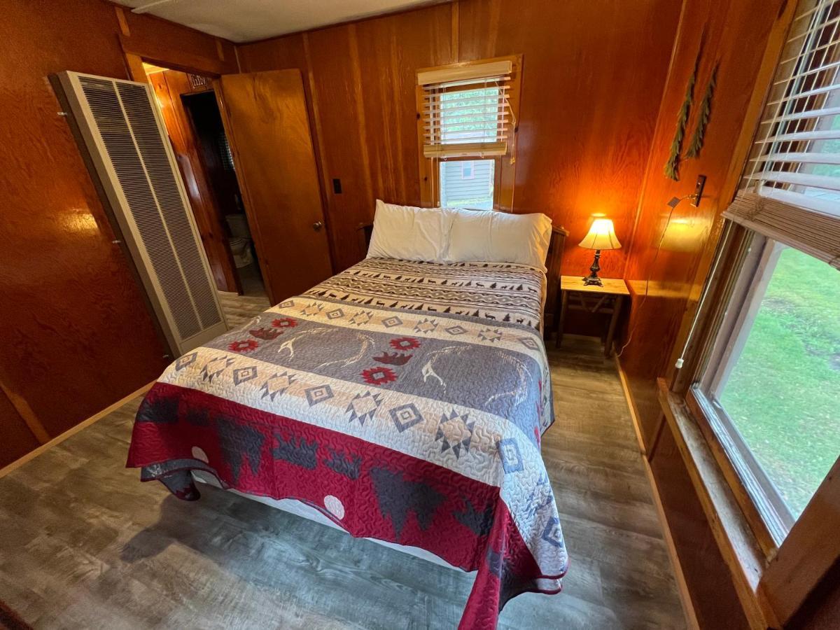 Adirondack Lake Cabins Hotel Indian Lake Exterior foto